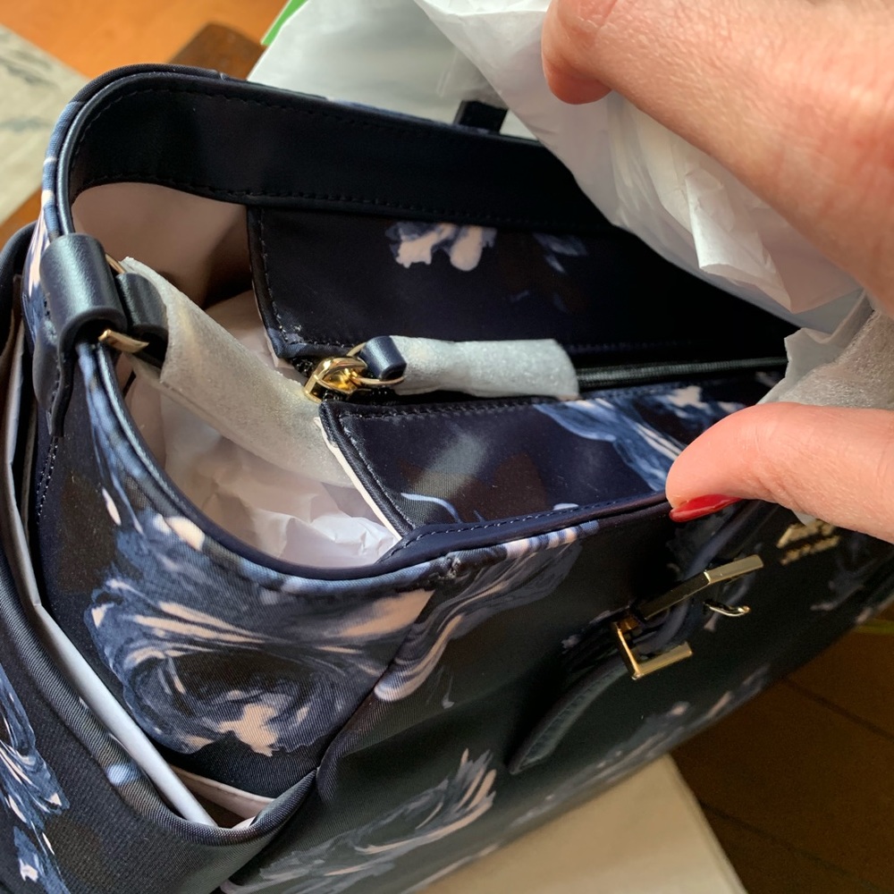authentic Kate Spade Nylon/Leather Baby Bag/Tote🦋 - Picture 5 of 8